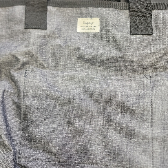 31 bag embroidered with a red W - Picture 4 of 5